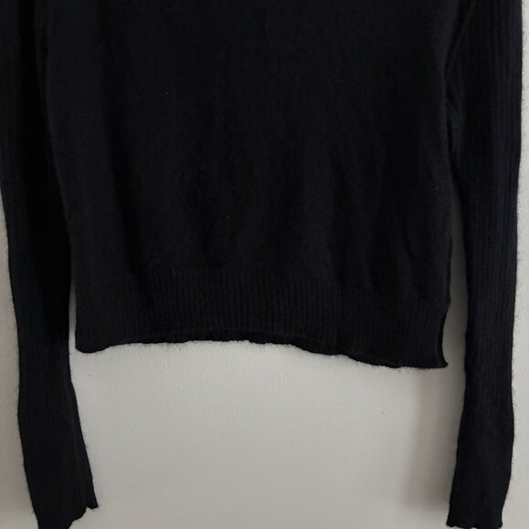 Free People Women S Black Soft Pullover Aubrey 100% Cashmere Turtleneck Sweater - Picture 3 of 11